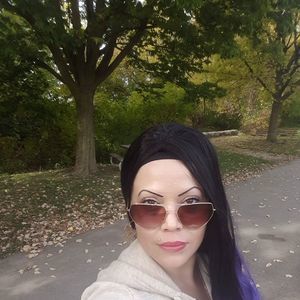 Meet your Posher, Sonya